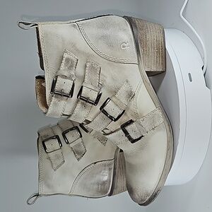NEW IN BOX Roan ZOEY by Bed Stu White Wash Zoey Boots Size 8.5